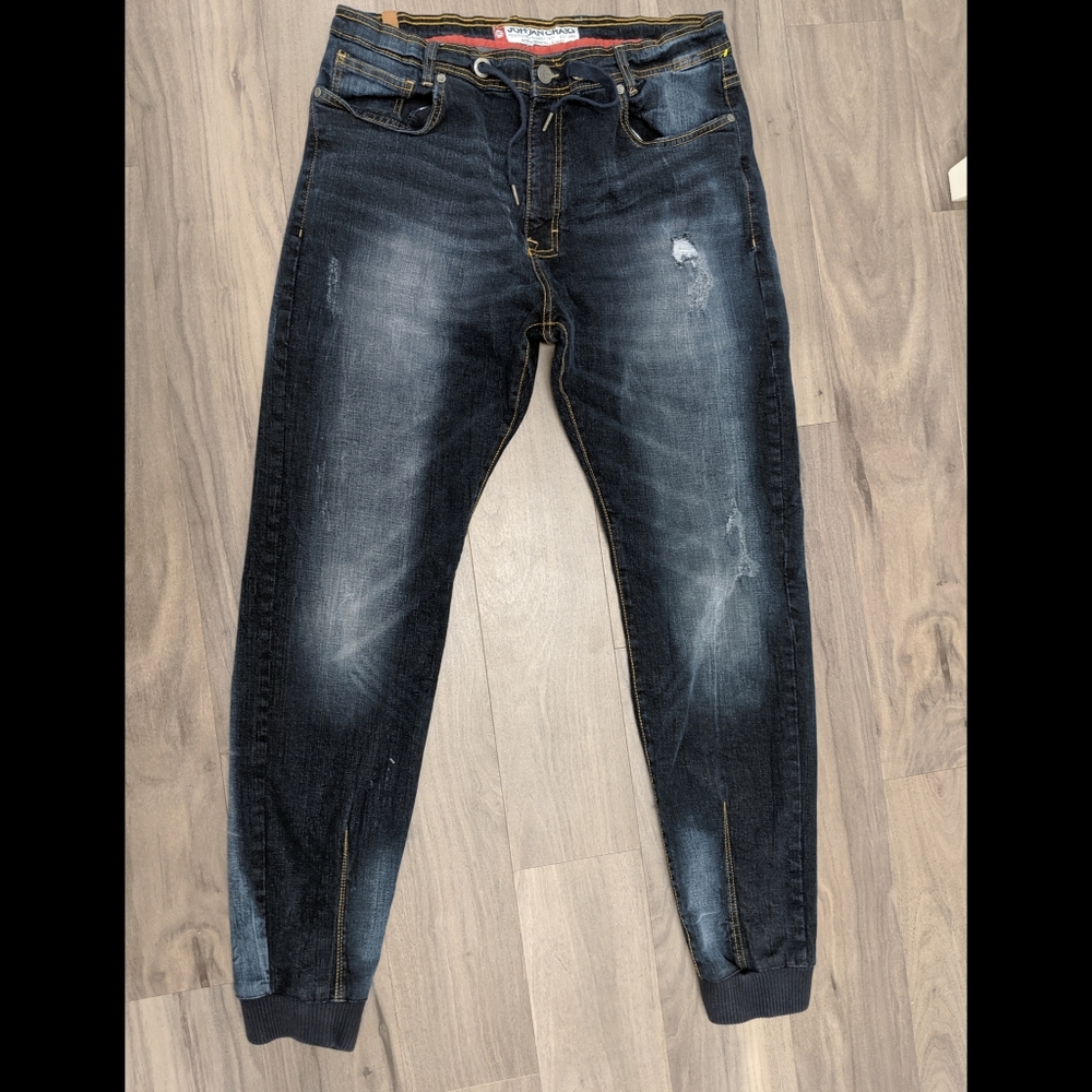 Jordan Craig Slim Fit Distressed Jean Joggers